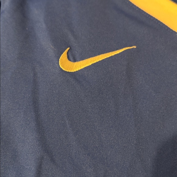 Nike Women's Blue Athletic Top - Picture 2 of 7